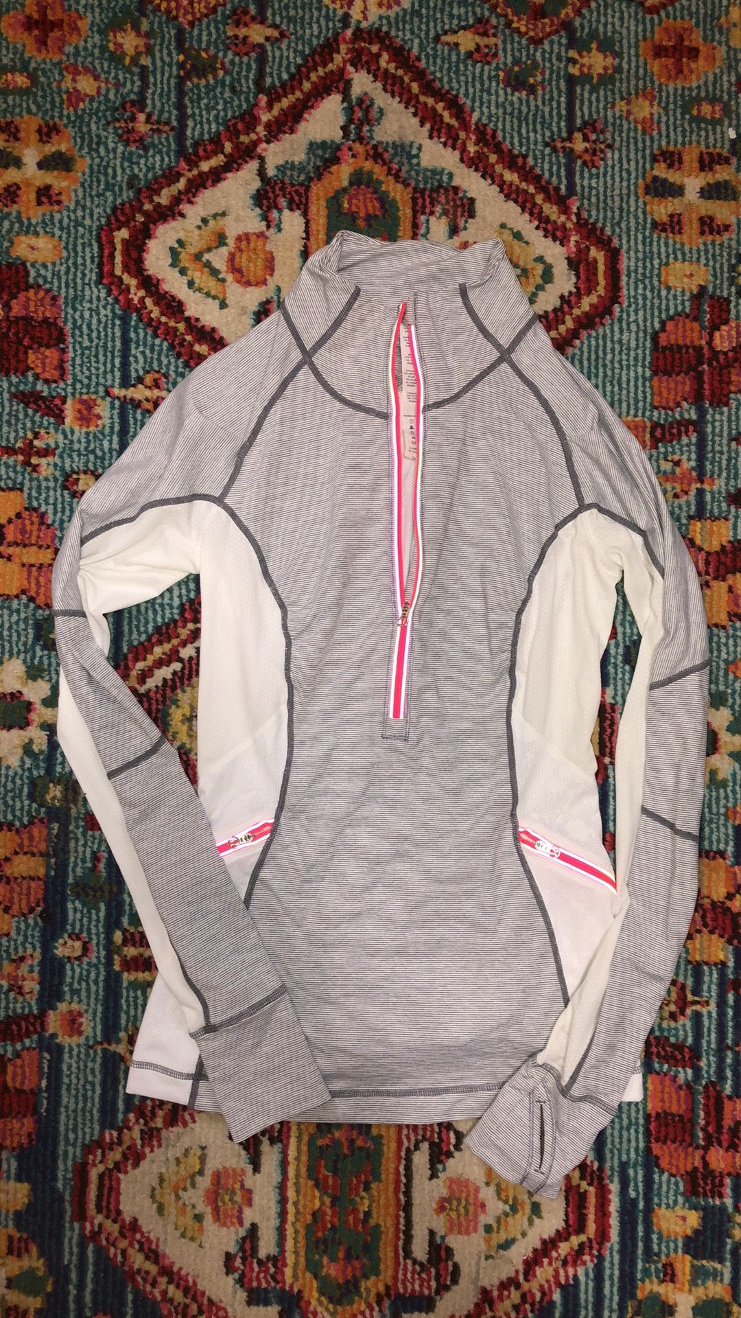 Lululemon Womens Athletic Zip Up Jacket Size 4