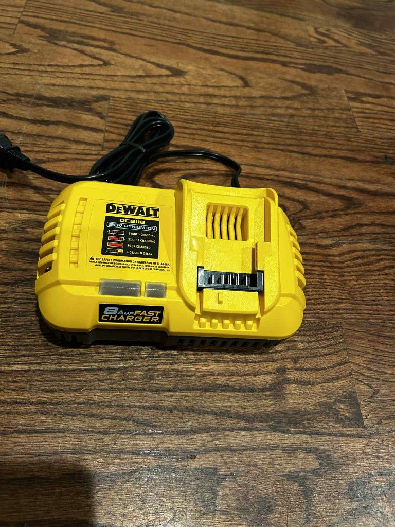DeWalt Fast Charger