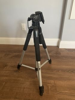 Tripods Zeikos light weight