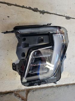 Yukon headlight