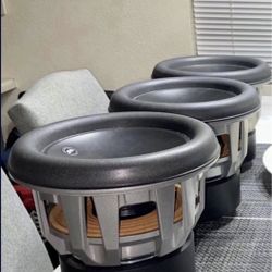 JL Audio W7 10" Subwoofer