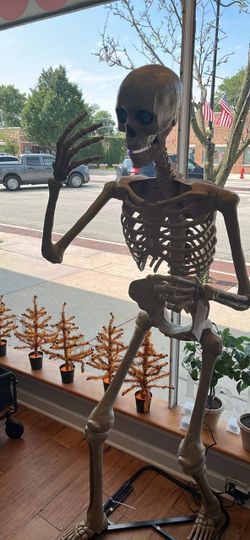 6.5 FT Grave & Bones Animated LED App Controlled Ultra Skelly with LCD LifeEyes