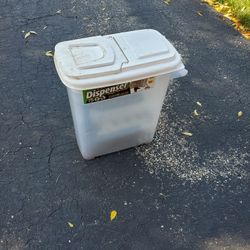 Pet Food Container 