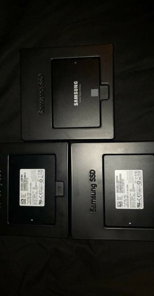 3 Samsung SSD's