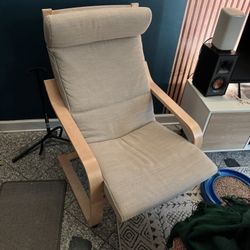 Poang Chair - Light Wood / Beige 