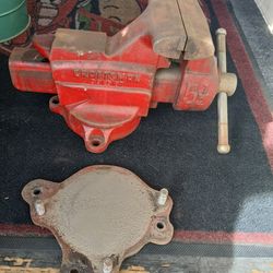Large Craftsman Anvil Bench Vise