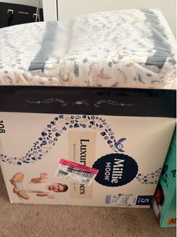 Diapers size 4 and 5 and wipes