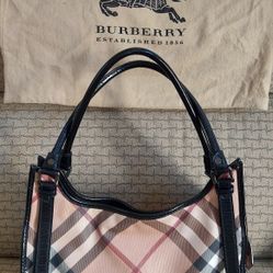 BURBERRY Bag/purse, $350