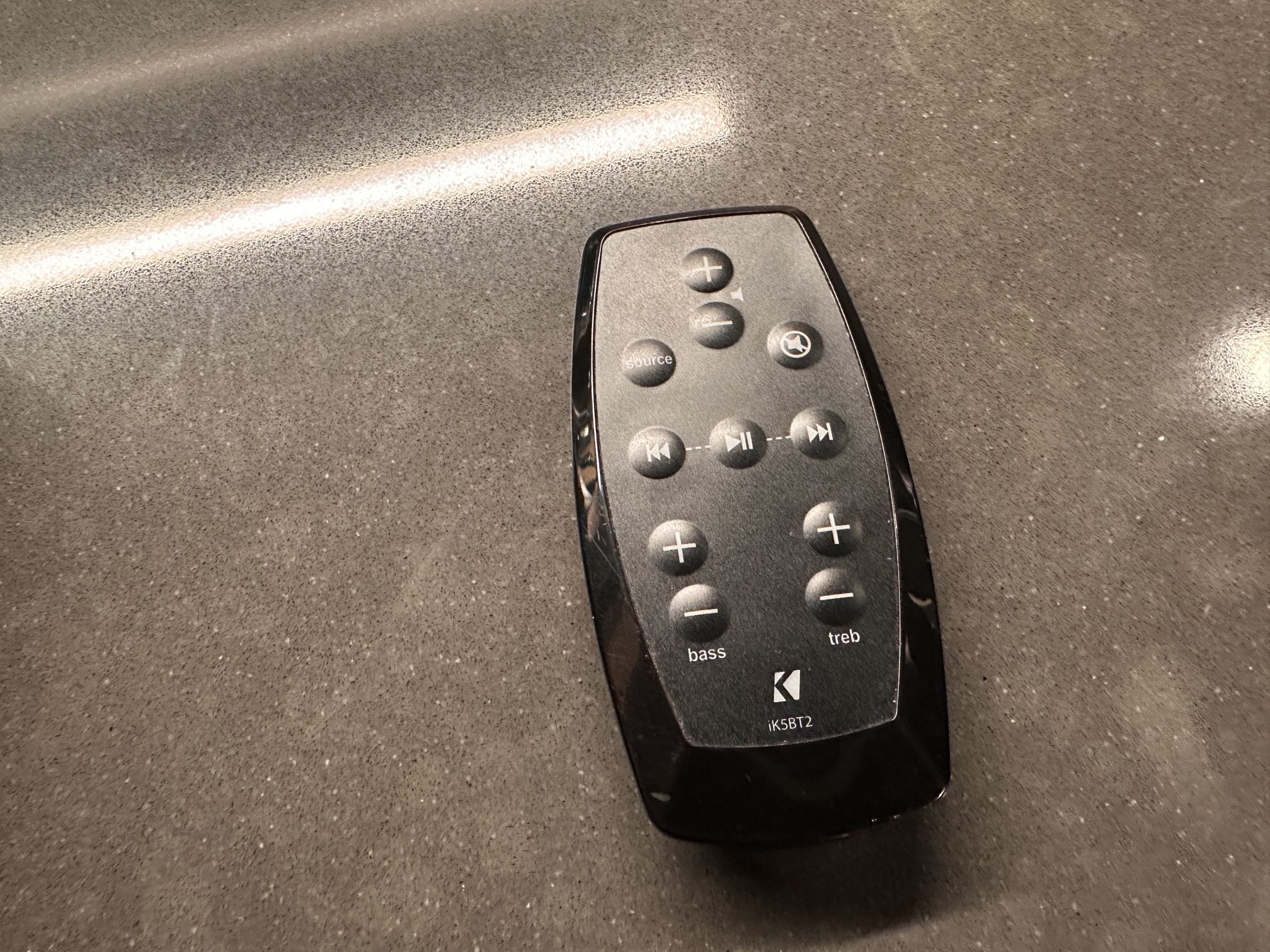 ViewSonic PJD5533w Projector (VS14117) — Works Great! Includes Panasonic Carrying Bag