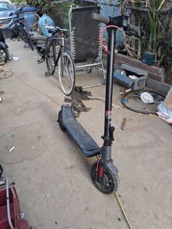 Electric scooter