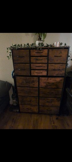 Tall 16 multi-drawer dresser / Used