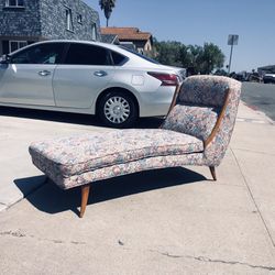 Mid Century Lounge Chair  450 