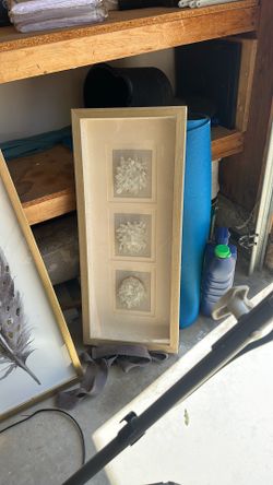 Art piece with crystals
