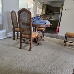 Dining Room Table With 2 Leaves
