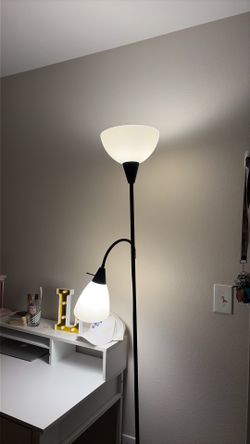 Floor lamp