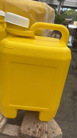 2.5 Gl Yellow Jug (for chlorine)