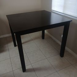 4 person bar height dinner table with chairs