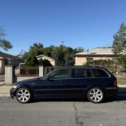 2002 BMW 325i