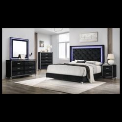 $1500 bed dresser mirror nightstand