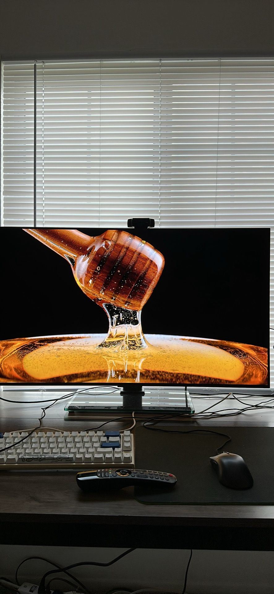 42 Inch LG C4 OLED TV