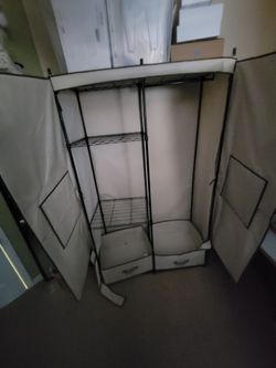 Wardrobe closet