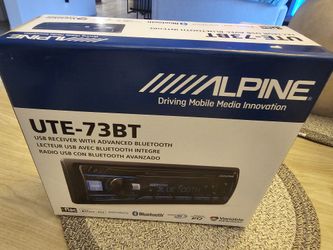 Alpine UTE-73BT  Bluetooth USB Reciever 