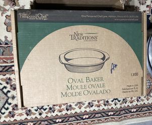 Pampered Chef Oval Baker