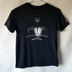 Reebok boys black short sleeve athletic top size M (10-12)
