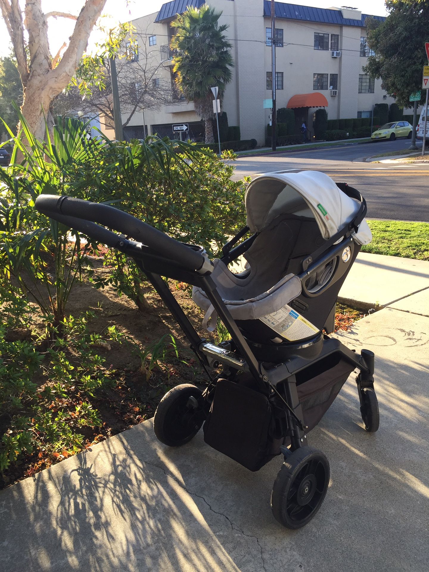 Orbit Helix Stroller