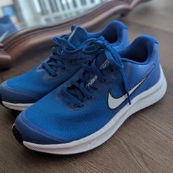 New Boys Nike Running Shoes 