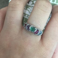 10K Withe Gold  Ladies Estate Natural Gemstone Hearts Ring 