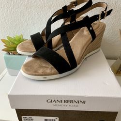 Womens Black Sandals 