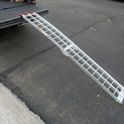 Dirtbike / Loading Ramp 