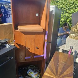 6ft Long Cabinet With Drawers And Cabinets $40