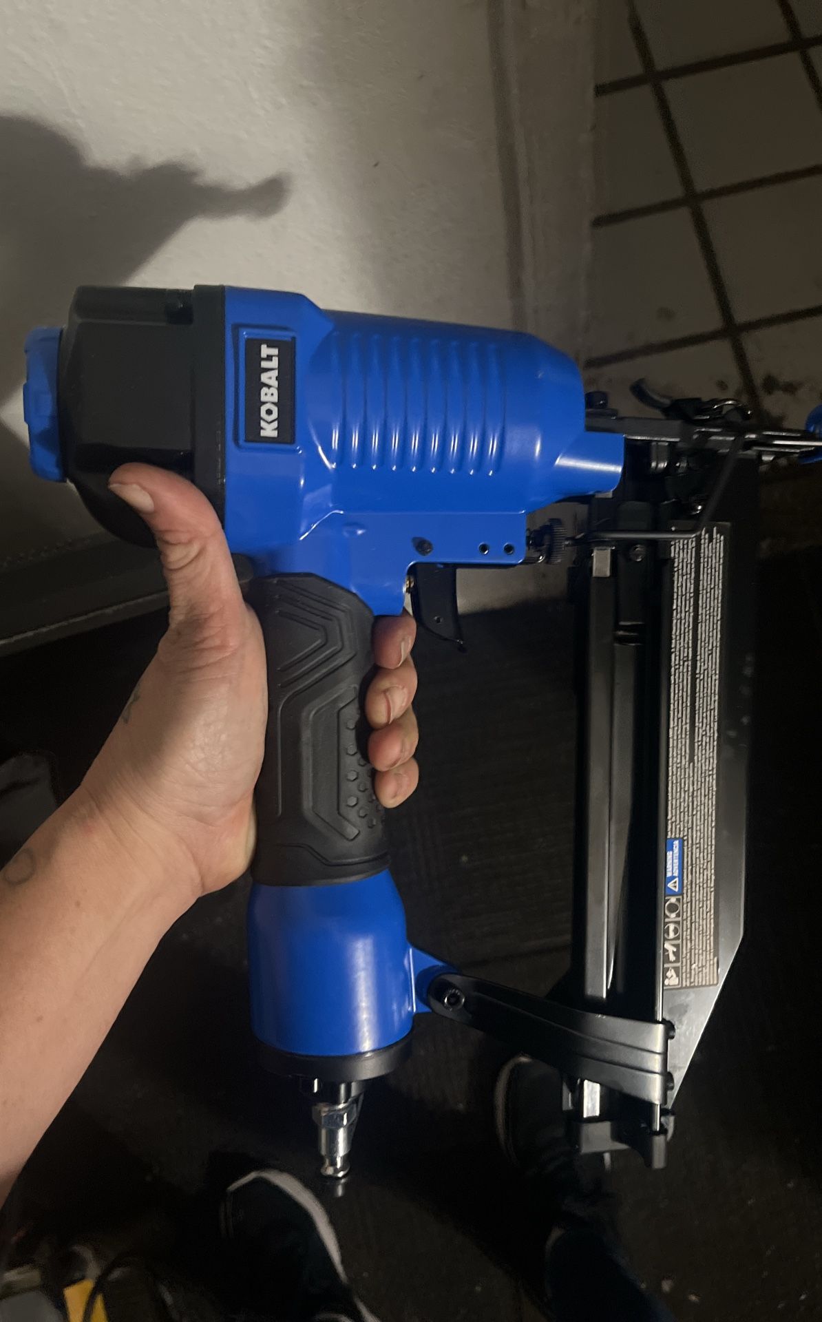 Lonely 16ga Nail Gun