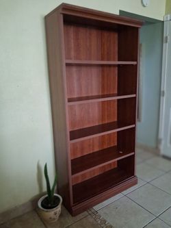 Alta Base de madera  con
