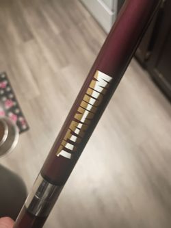 Titanium 58in pool cue w/case