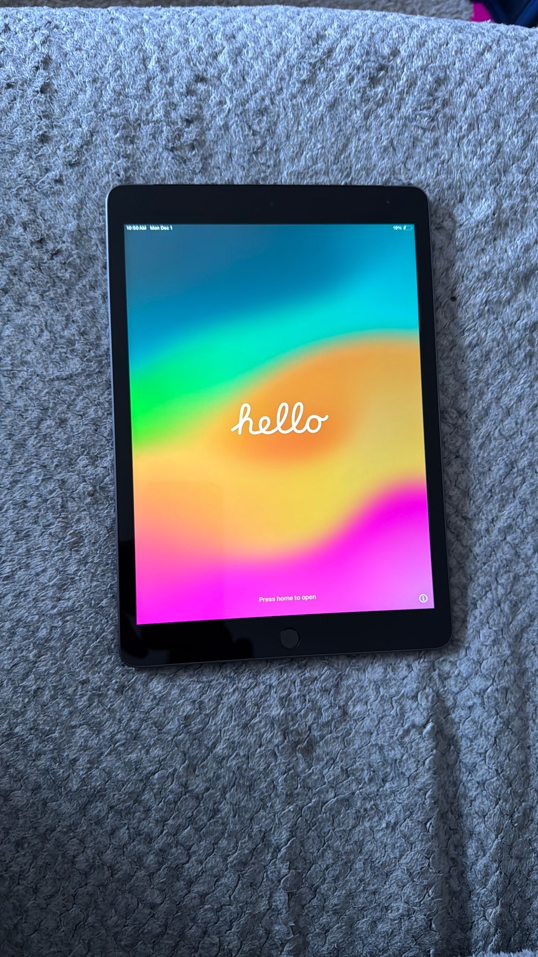 iPad 9th Gen With Cellular 