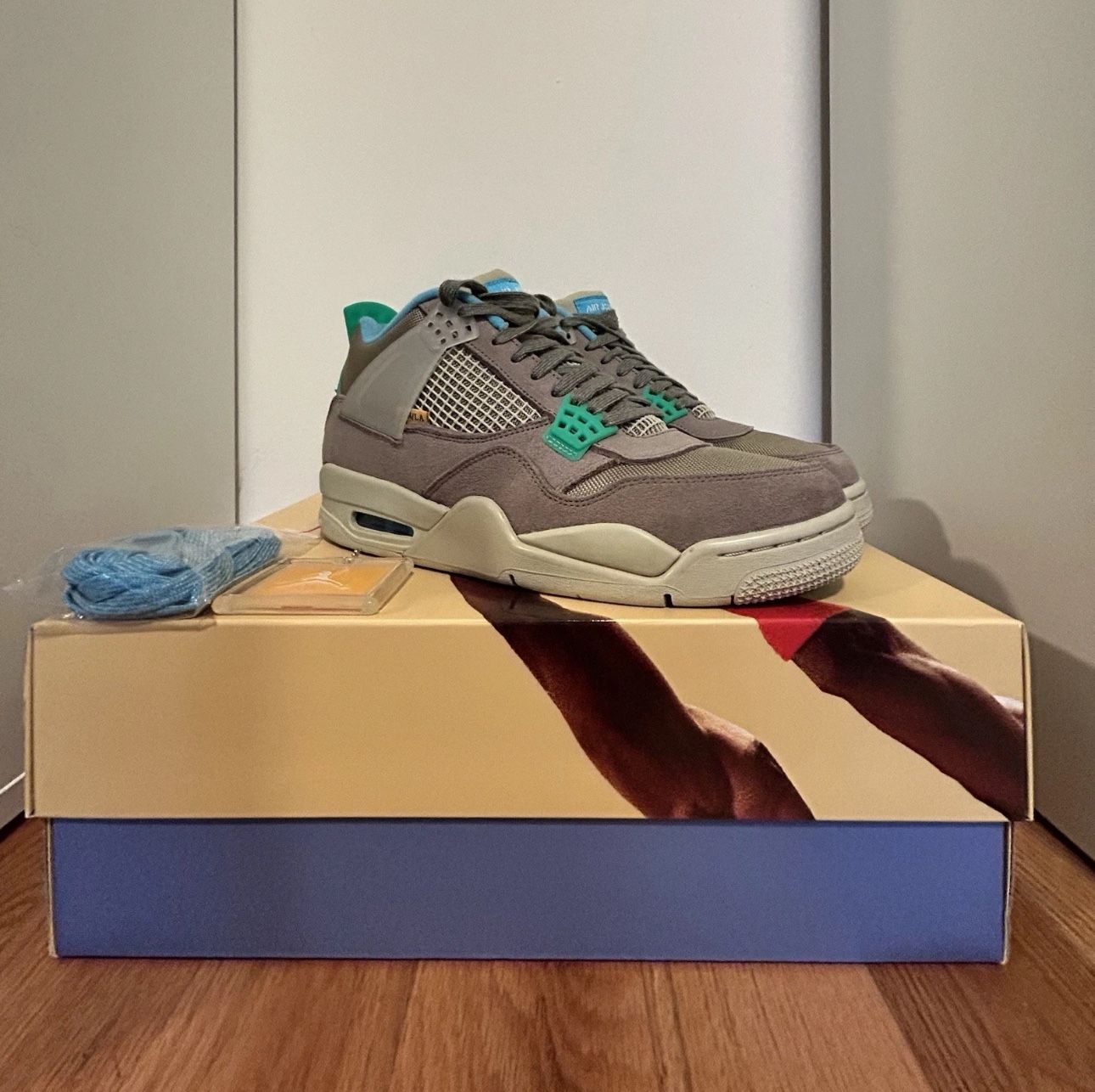 Jordan 4