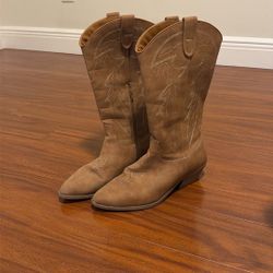 Women’s Size 11 Cowboy Boots