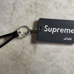 Supreme Black Luggage Tag Unused for Sale in New York, NY