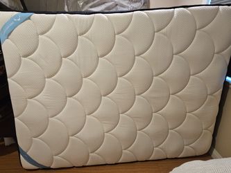 Dreamcloud Premier Queen Mattress