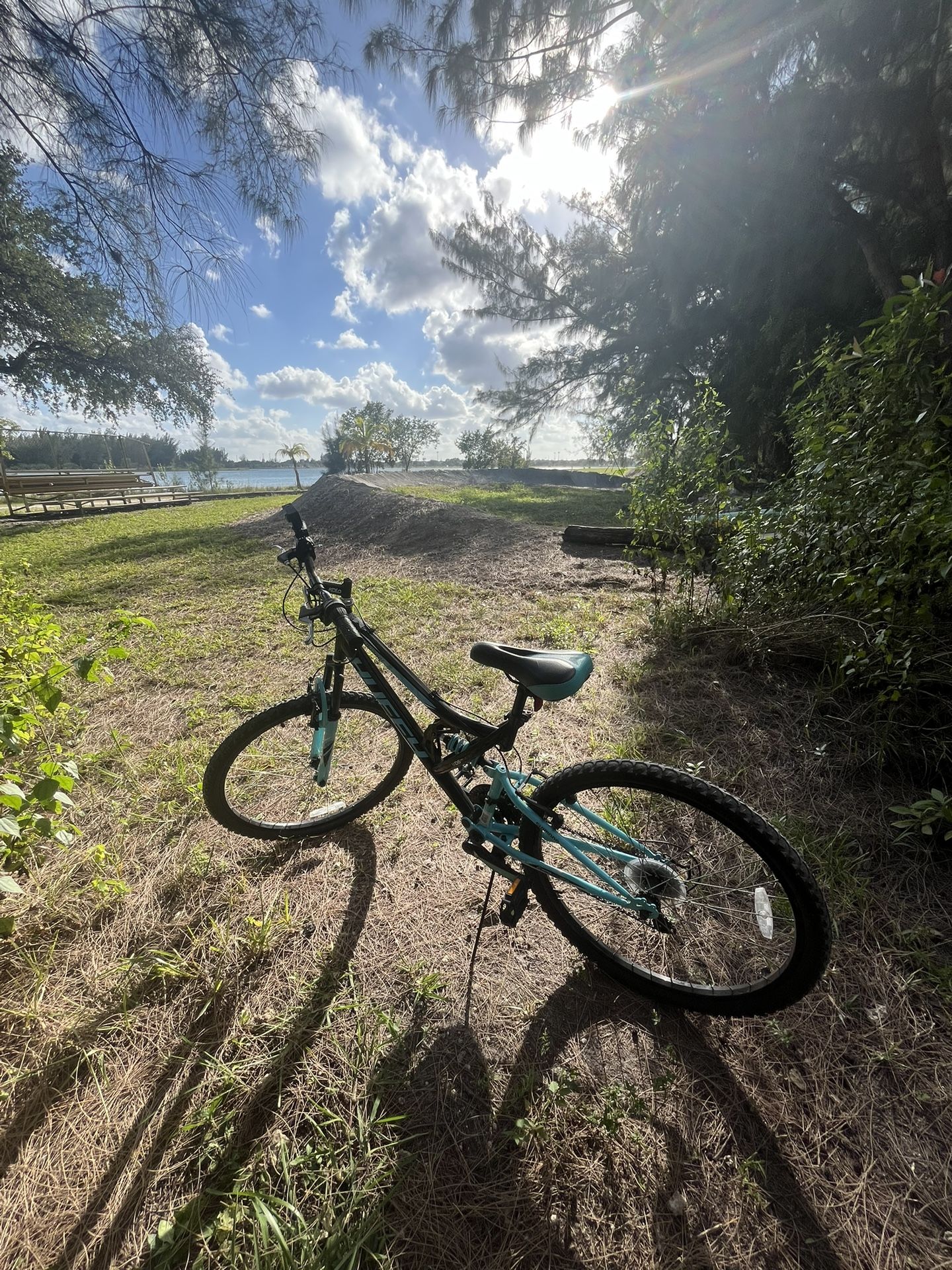 Shimano Equipped Bike / Huffy 