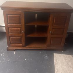 Tv Stand Solid Very Nice