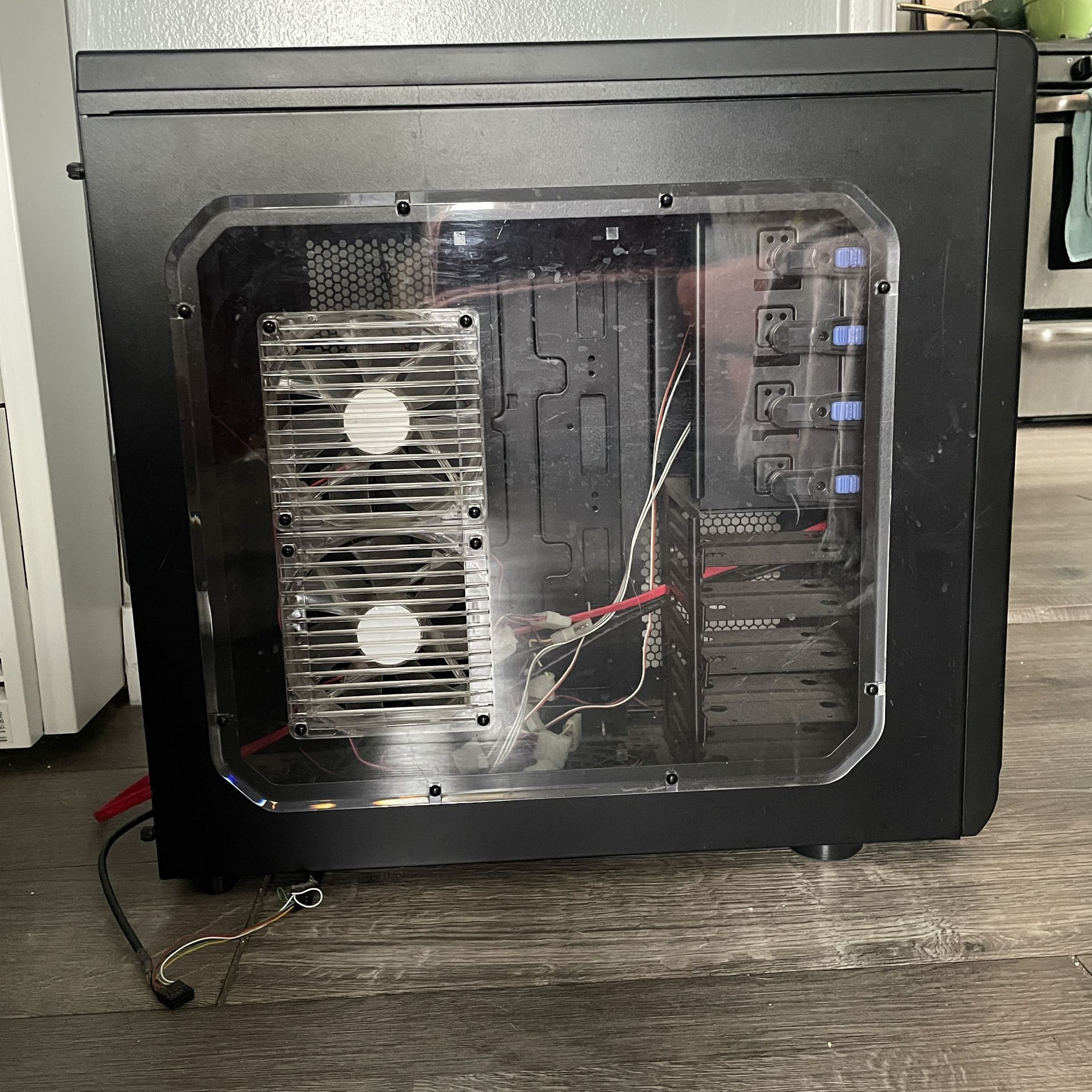 Computer Case w/ Fans