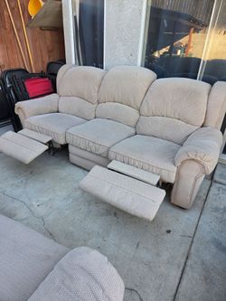Sofas uno recliner