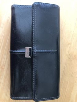 Liz Claiborne wallet