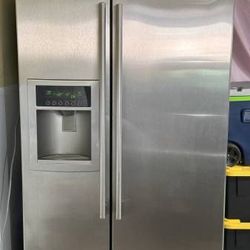 LG Side by Side Refrigerator