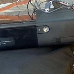 Xbox 360 E Console With Controller 