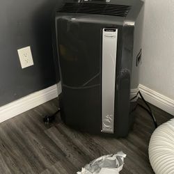 Portable Air Conditioning / Heating Room System 